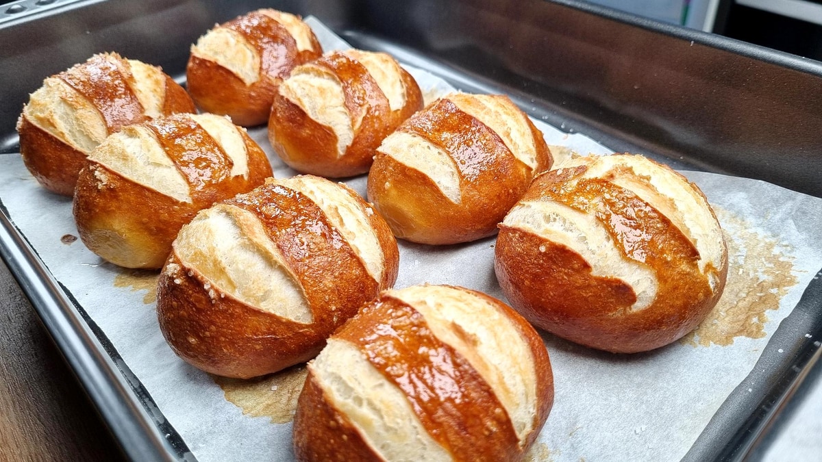 pretzel-round-2283