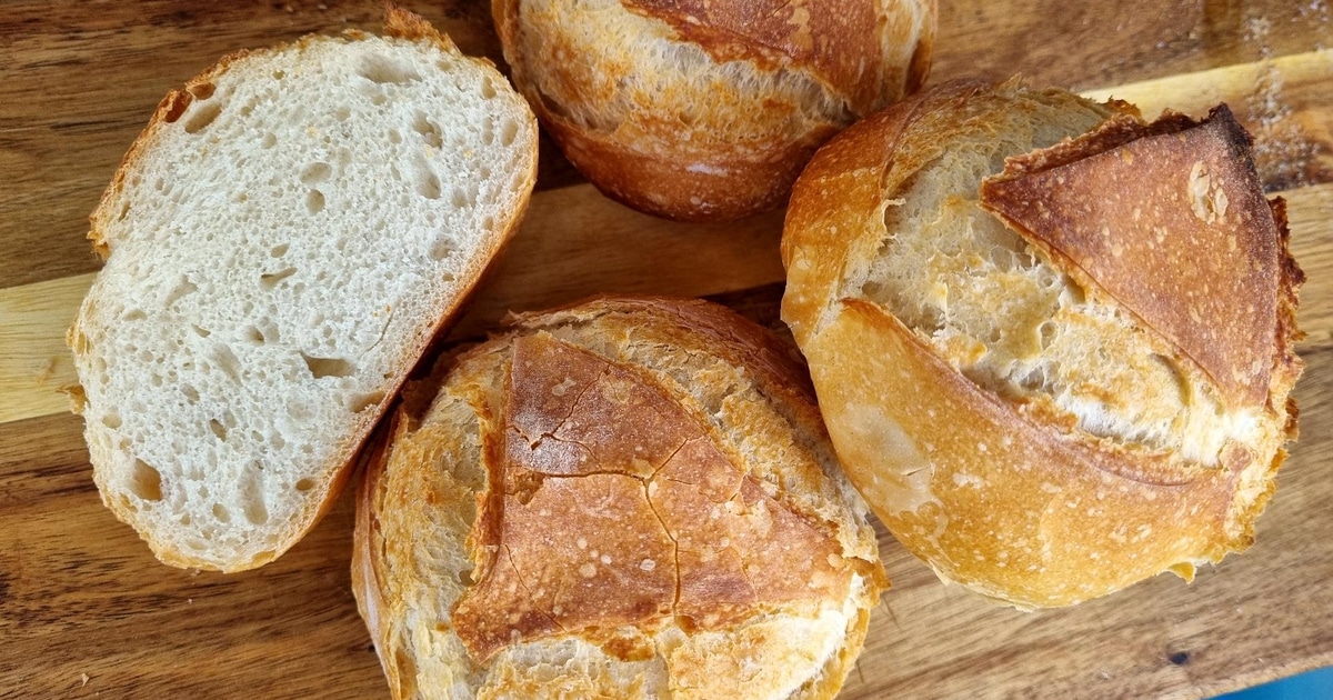 4-Ingredient Perfect Rolls